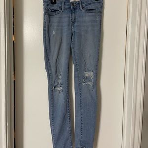 They don't fit :( Very cute tho! and they make your but look big! (: